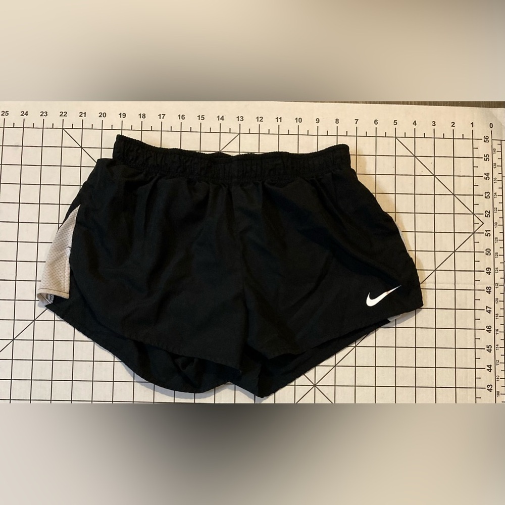 Nike Women’s Size Small Black/White DriFit Athletic Shorts